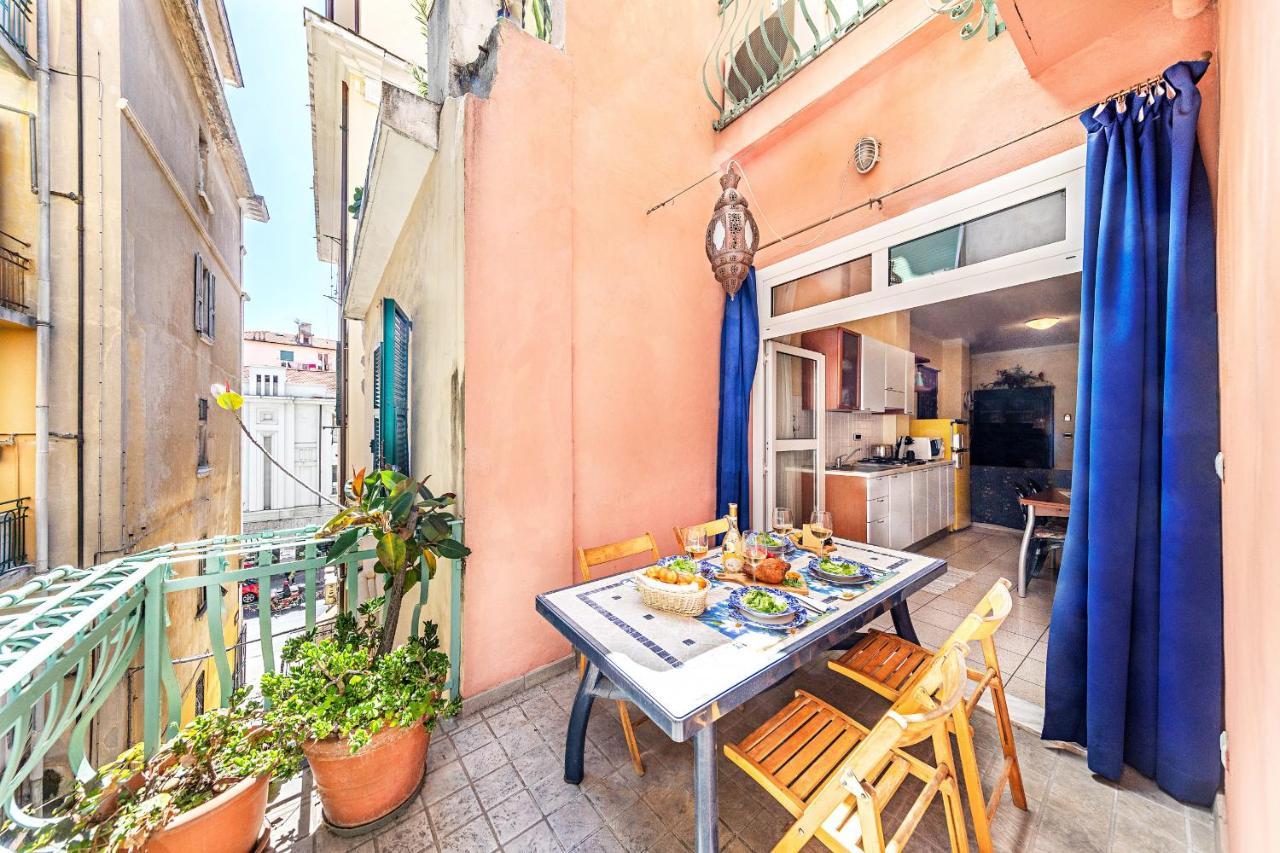 Gaudio Flat Near Ariston Theater By Wonderful Italy Apartment Sanremo Exterior photo